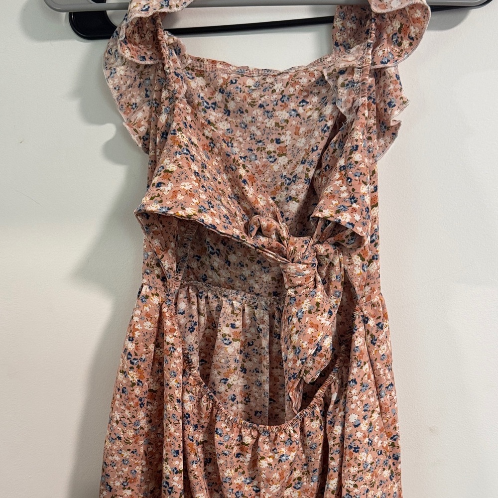 Floral Ruffle Romper - Picture 2 of 4
